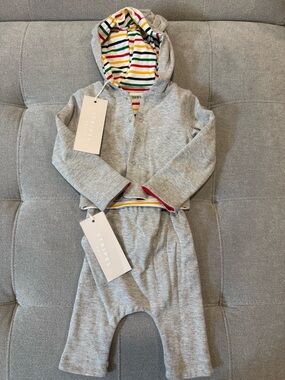 Hudson’s Bay Co. Gray Hooded baby Matching Set w nostalgic Stripe Lining 0-3